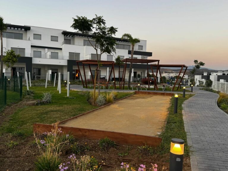 43aeeeea9d280e18fe8cb82212257753 - 5