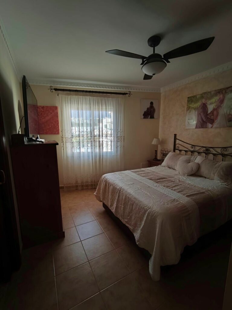 44c58f0ac8579eec9057747d1aec22cc - 11