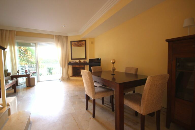 44cff7f87fae2542f0ff29ee4b7c9e8e - 15