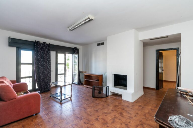 467279f2aa634ce1e3bf4ca3ab245d60 - 10