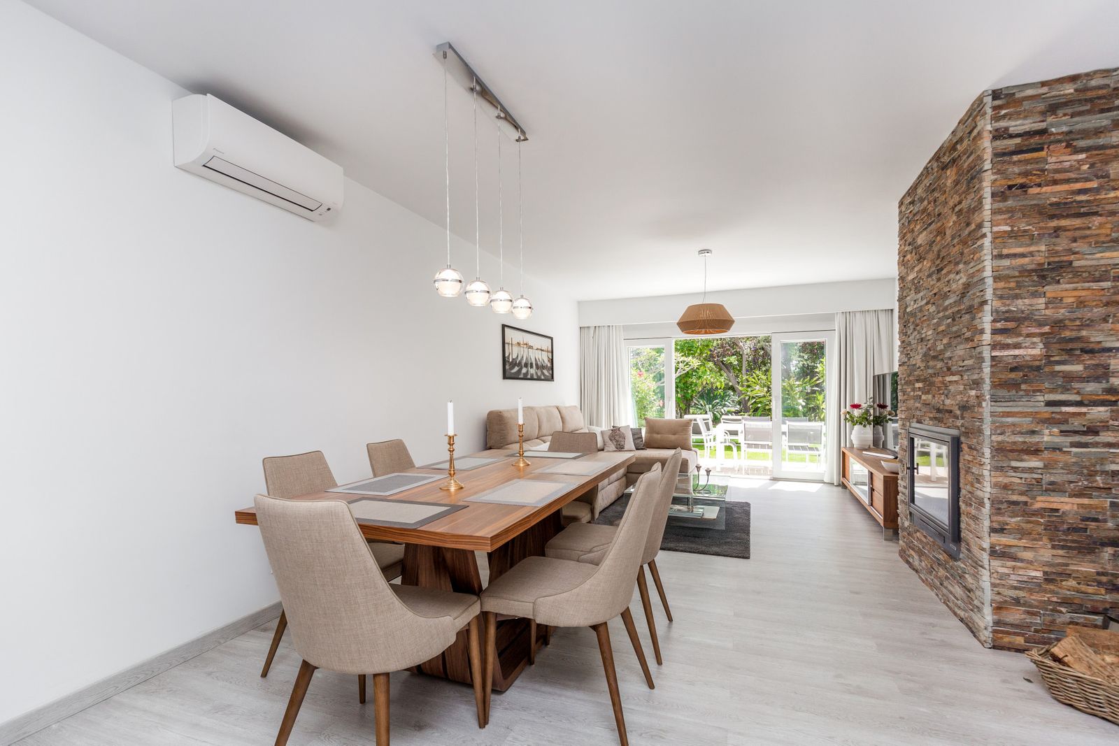 468820f68f8b601817f019eb11a8e2ae - 1