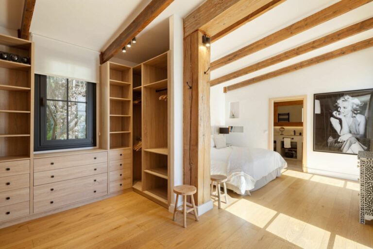 46a8c5bfa364b3b460709ad7519414c4 - 11