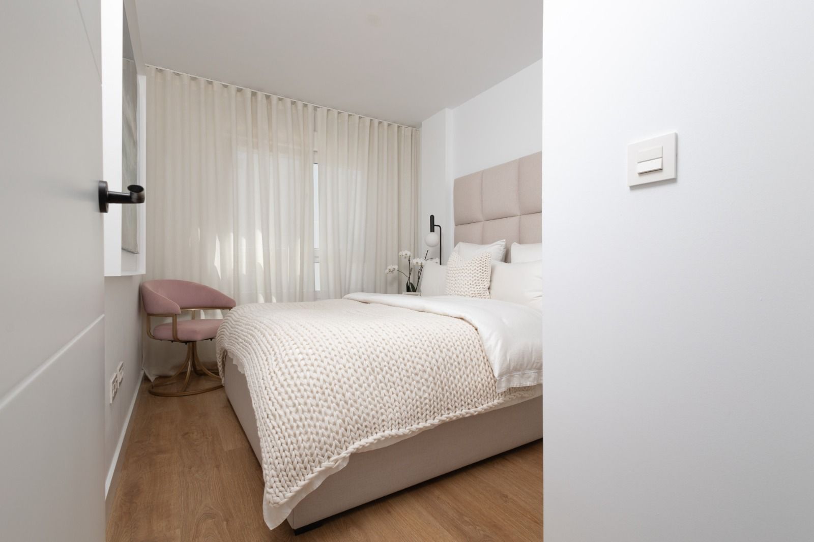 46bebb67dec9836b10e96543b8b1ae18 - 15