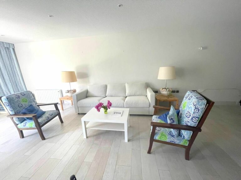 472890e10190627fa0b21855a5689912 - 10