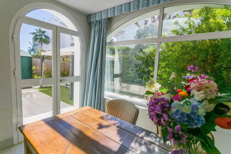 472890e10190627fa0b21855a5689912 - 5