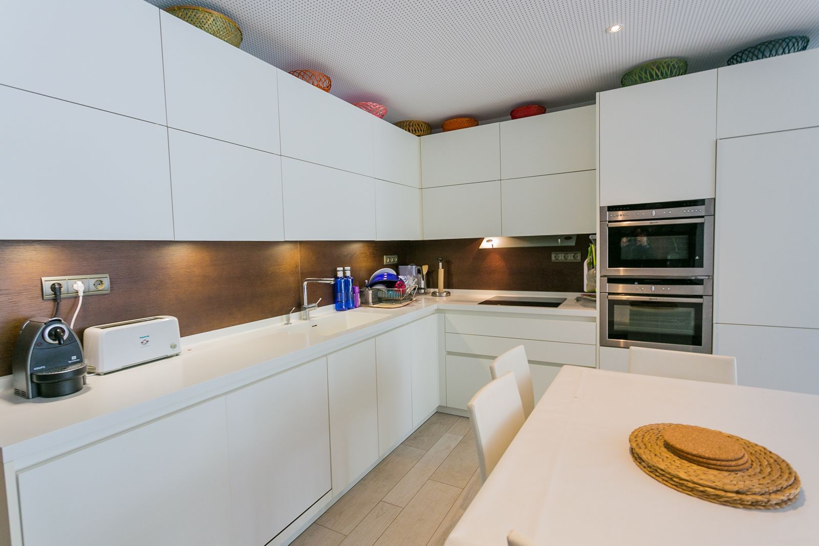 472890e10190627fa0b21855a5689912 - 9