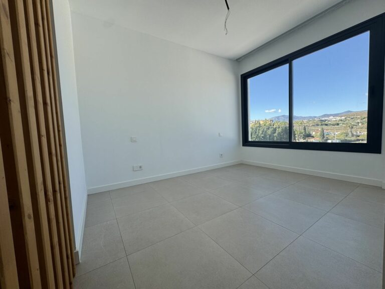 47703af8704d7ccb56b3ff64b378225d - 13