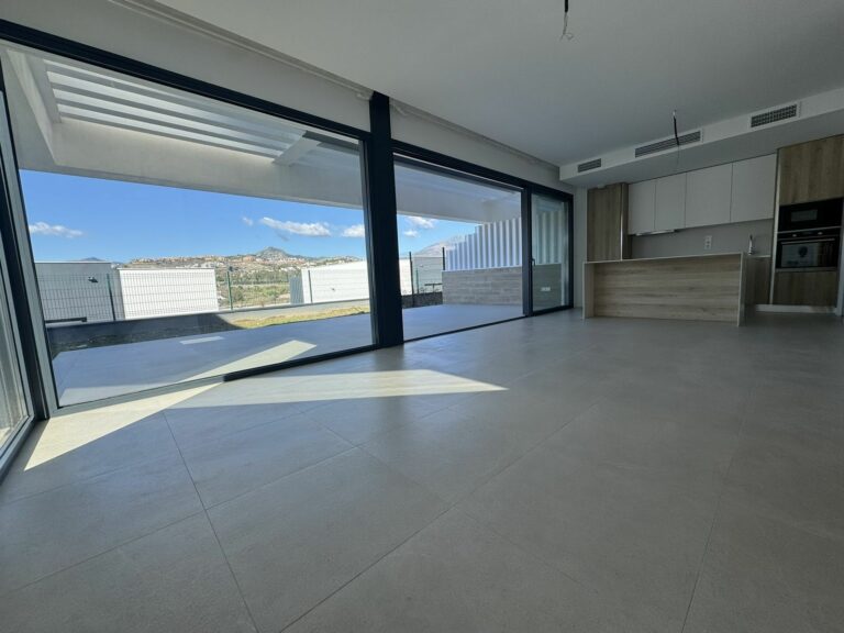 47703af8704d7ccb56b3ff64b378225d - 4