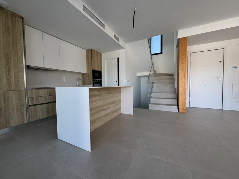 47703af8704d7ccb56b3ff64b378225d - 6