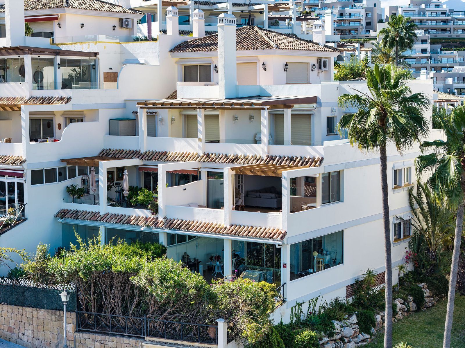 48160b614e4de1390fb2007b1ba4a326 - 2