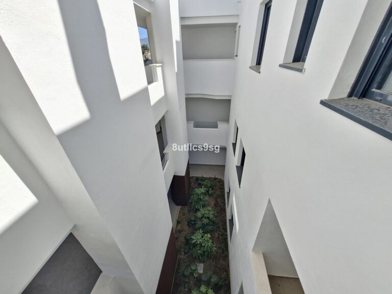 483155767b013f53a26d5c90ba3656b5 - 8