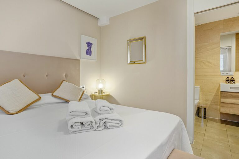 491e41dcbff6bf5250aa0d944ada1d56 - 10