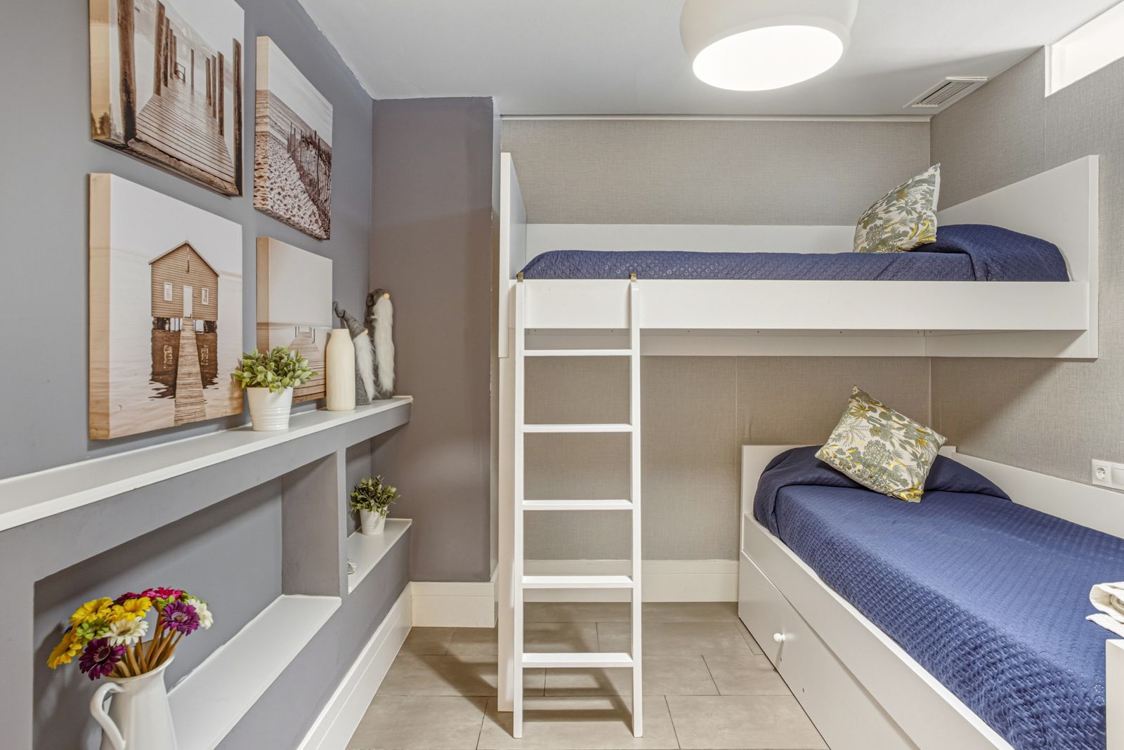 491e41dcbff6bf5250aa0d944ada1d56 - 12