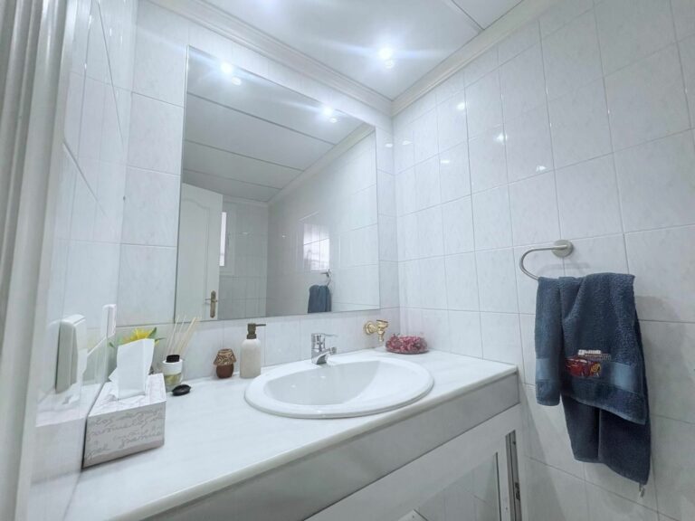 49bfe40e3d2bf2e33408d8110265eb33 - 14