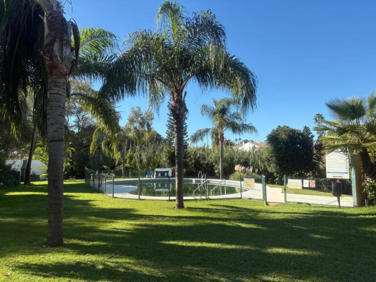 49bfe40e3d2bf2e33408d8110265eb33 - 2