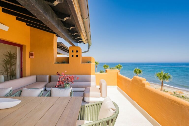 49e54ea987d43fded3b478c7f0d91948 - 12