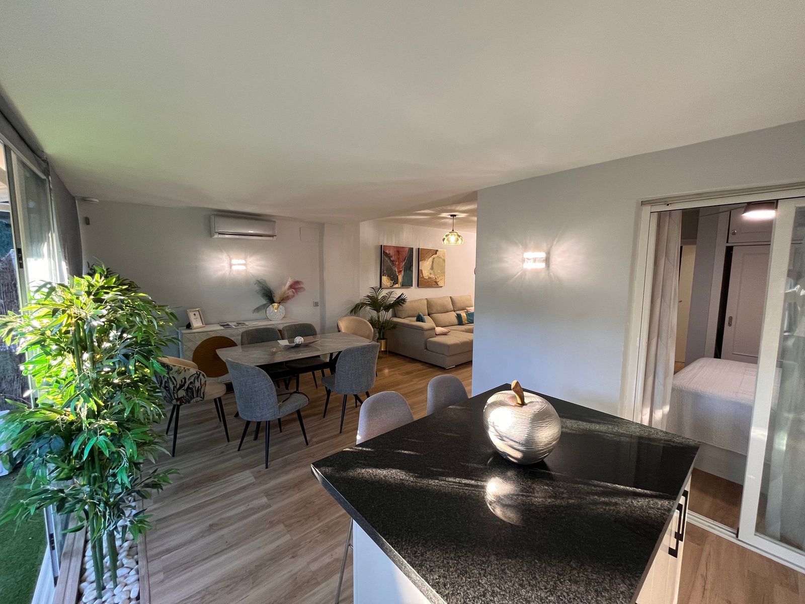 4a07c17a1391571ca6d5d3ac5ab09300 - 12