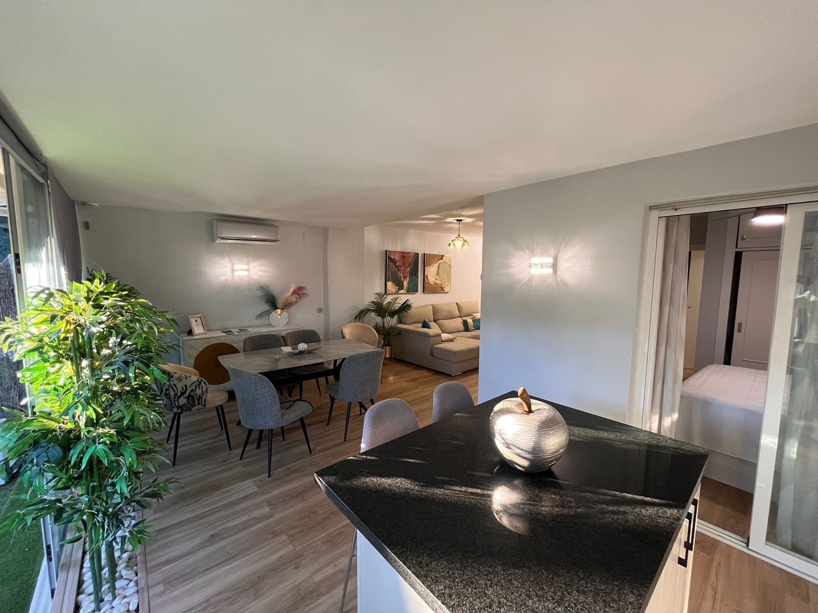 4a07c17a1391571ca6d5d3ac5ab09300 - 13