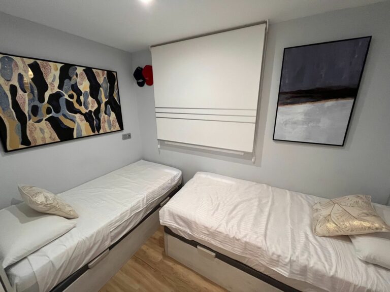 4a07c17a1391571ca6d5d3ac5ab09300 - 9