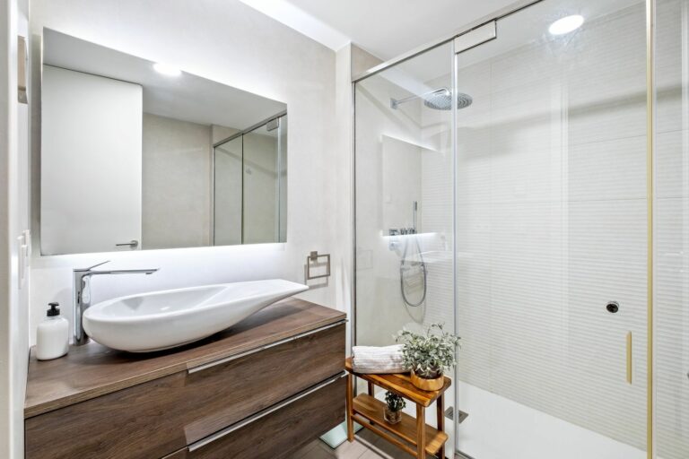 4b5d0aa40b281d53b7a20035792c8f90 - 16