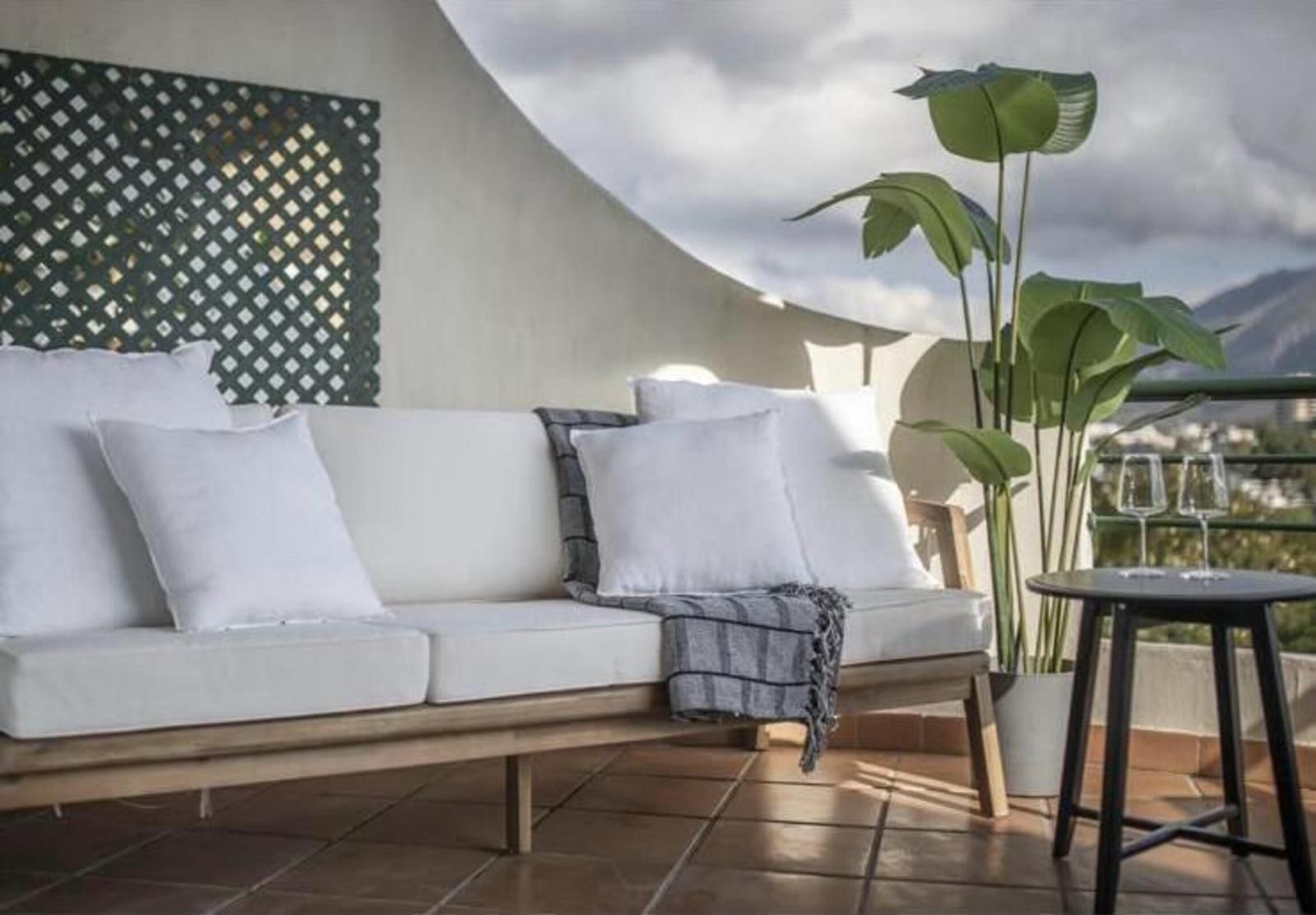 4b6428b62a9c1c09c3d665870e9dd72f - 10