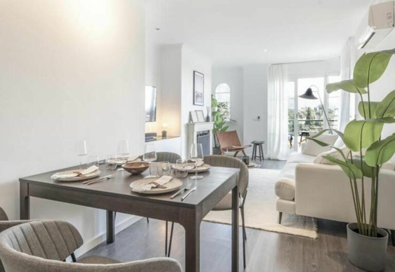 4b6428b62a9c1c09c3d665870e9dd72f - 4