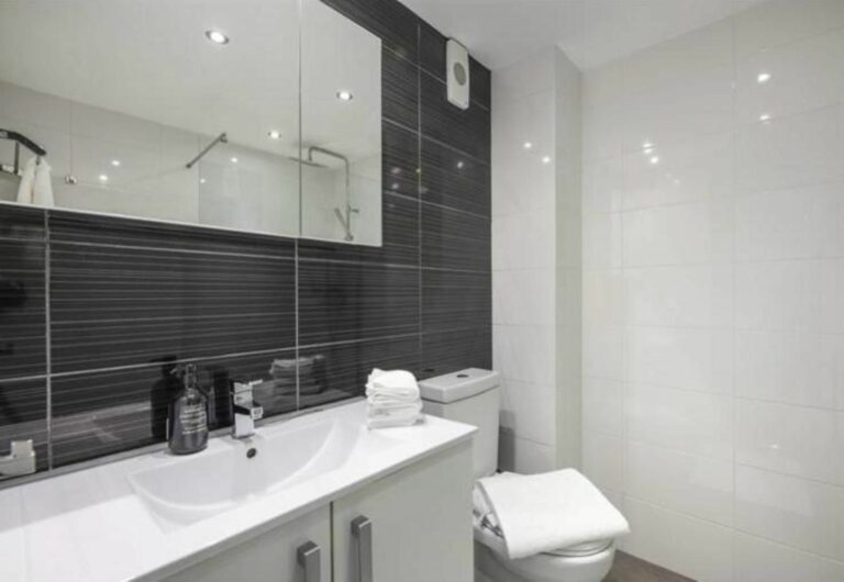 4b6428b62a9c1c09c3d665870e9dd72f - 8