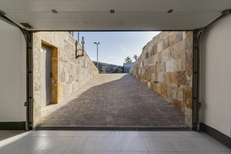 4b7766caa12ea9784528fdfd5d312061 - 16