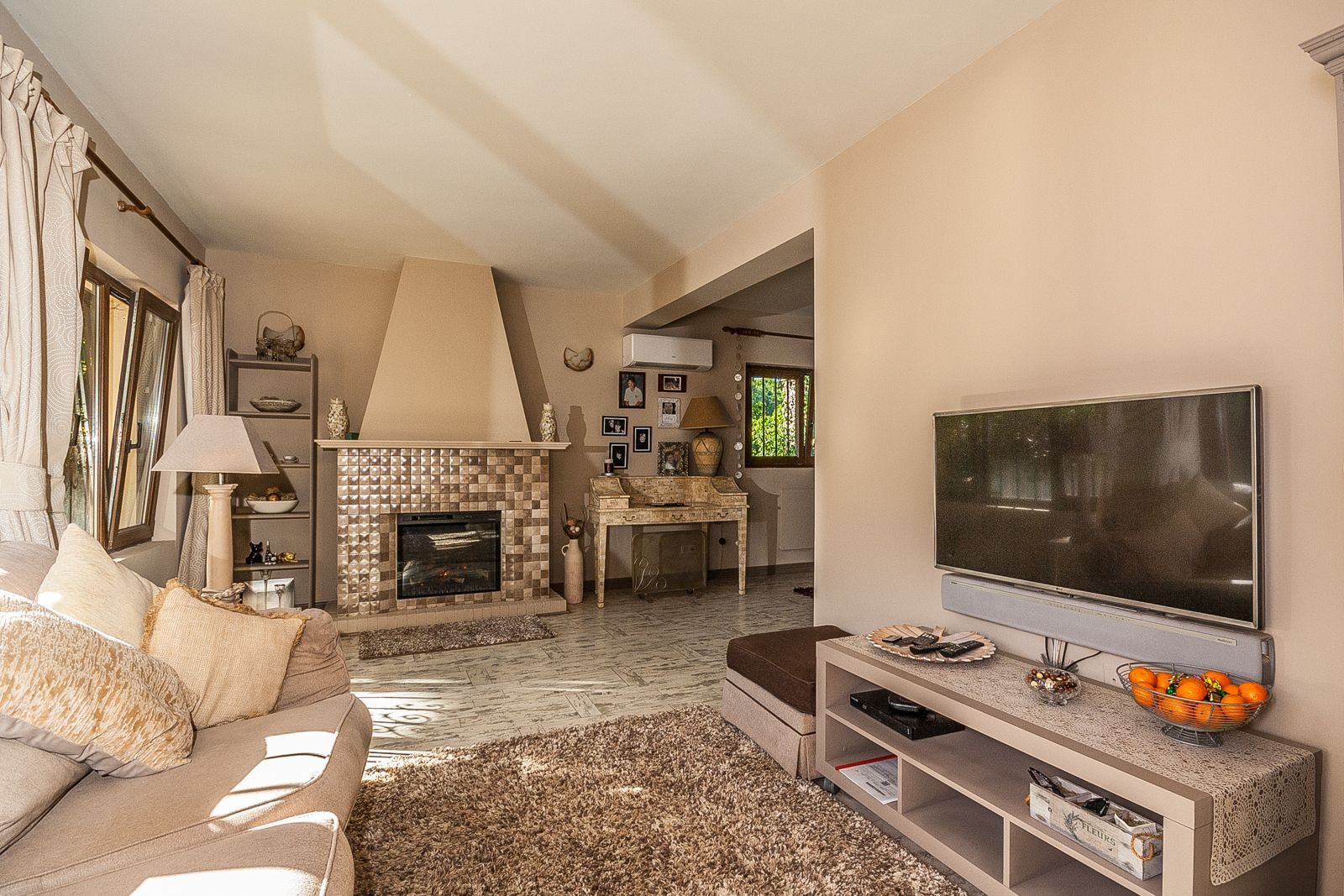 4c449977059434986514622f28c4d669 - 4