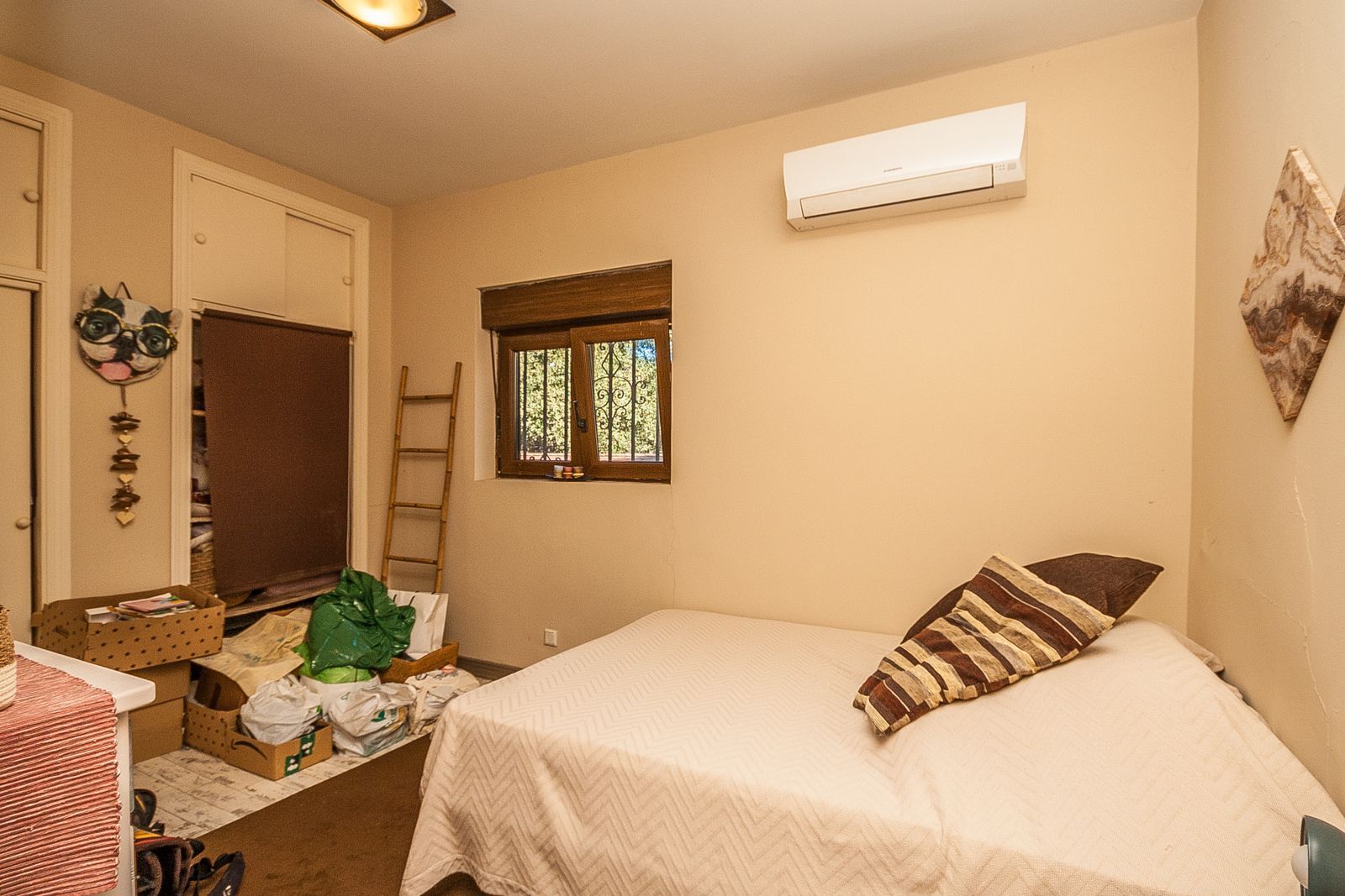 4c449977059434986514622f28c4d669 - 9