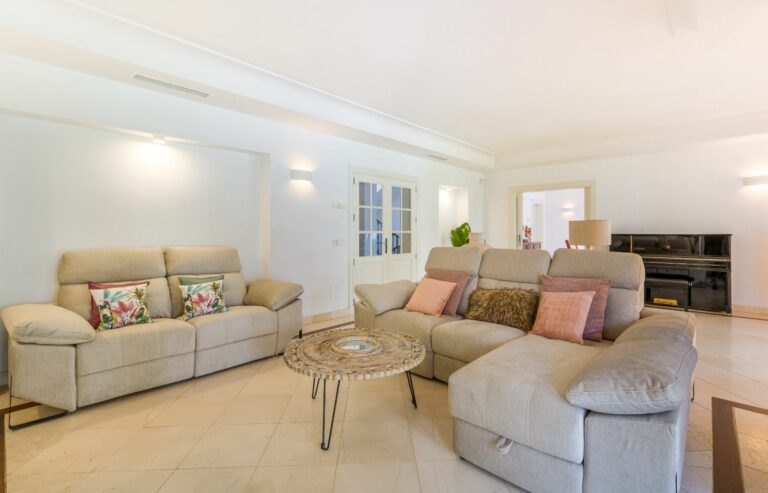 4ebe843c82714413cdcc353c8ad67c88 - 9