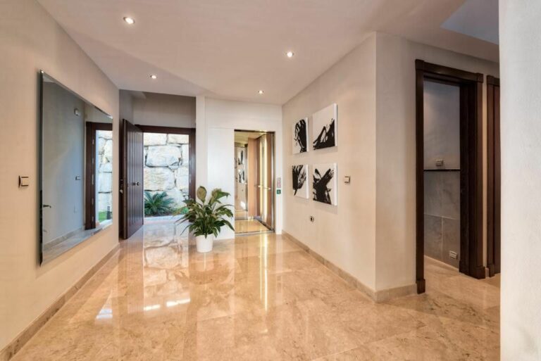 4ec49dcd5e445004433481b216afcb8d - 10