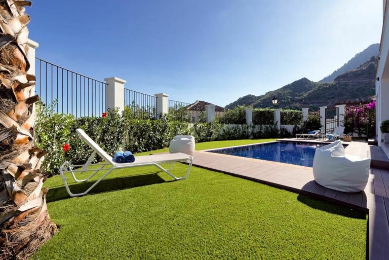 4ec49dcd5e445004433481b216afcb8d - 2