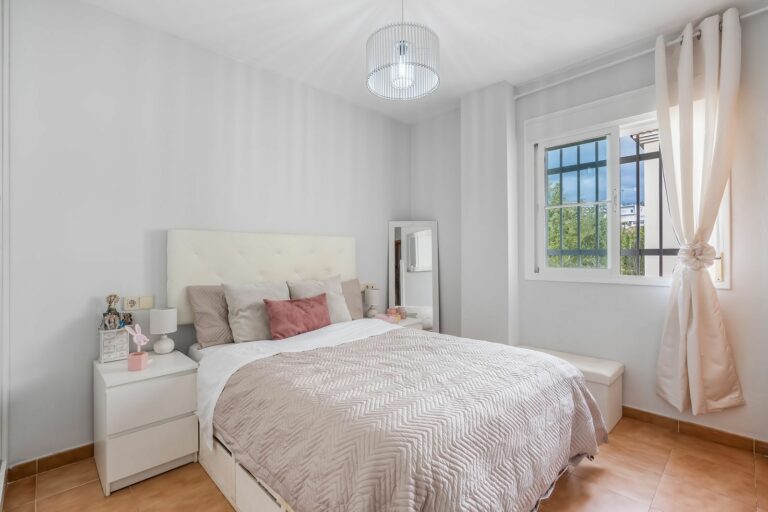 4f3a56dcb3eaea351297322ffa7a5b39 - 12