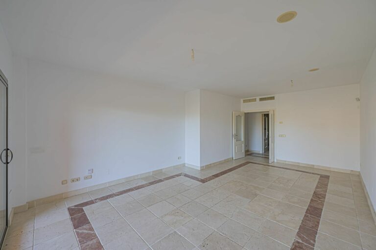 5053a76ae2fc540ab7ffd4cc5e08885b - 12