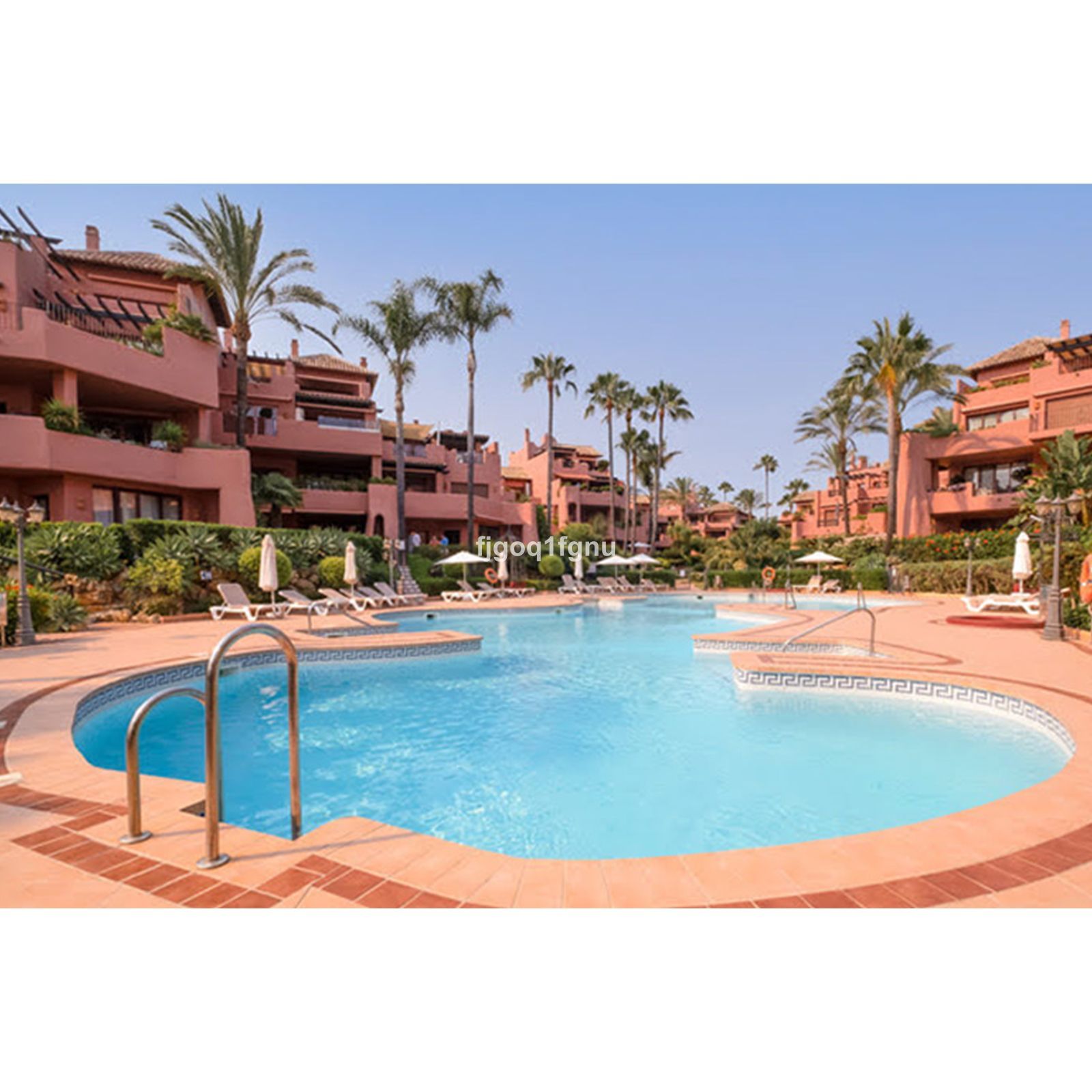 51bb0f01f395361deb3fb97116581694 - 12