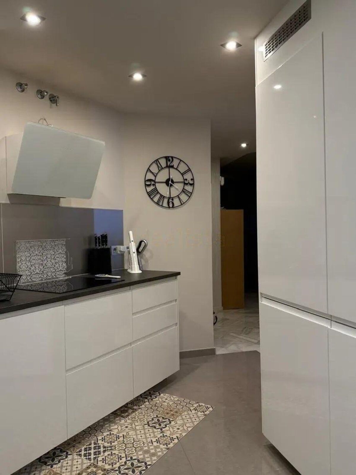 536d4a2fdf6ec9b84b10c20d9a896c31 - 12