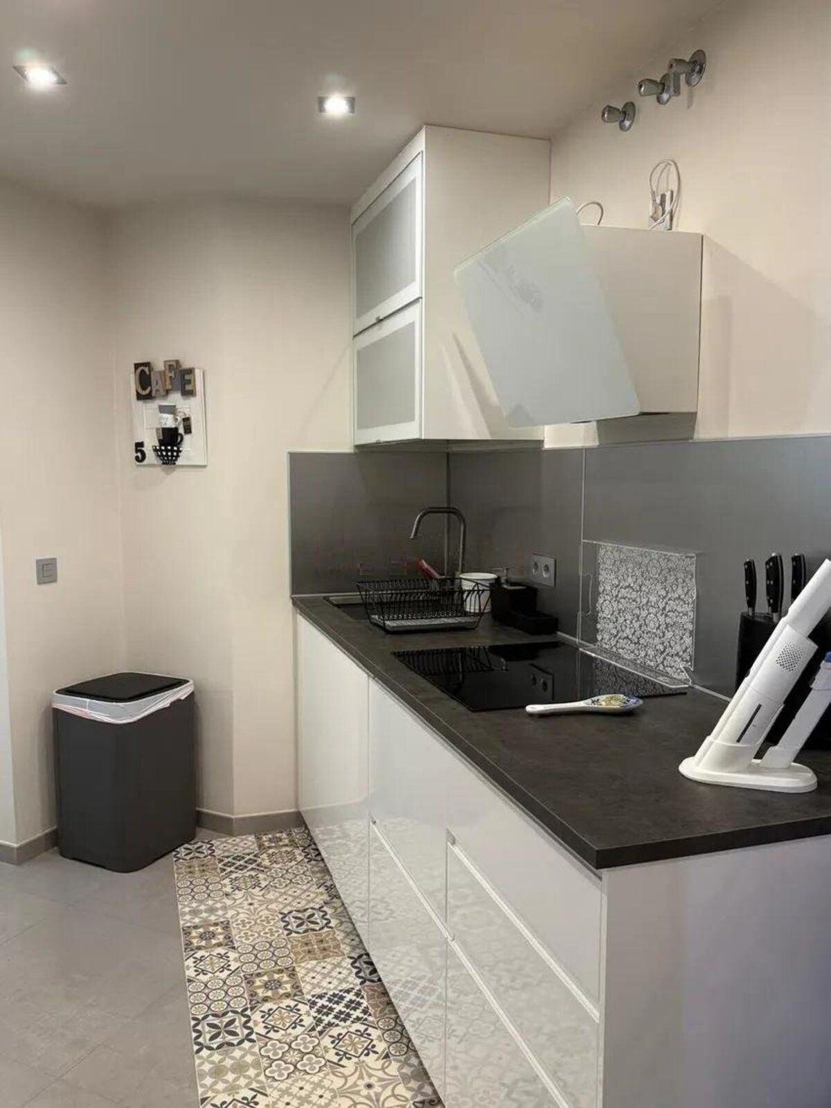 536d4a2fdf6ec9b84b10c20d9a896c31 - 13