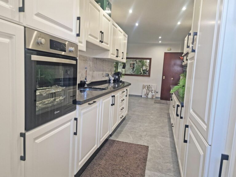 53b6a94c1b66a2a72204f22445023909 - 14