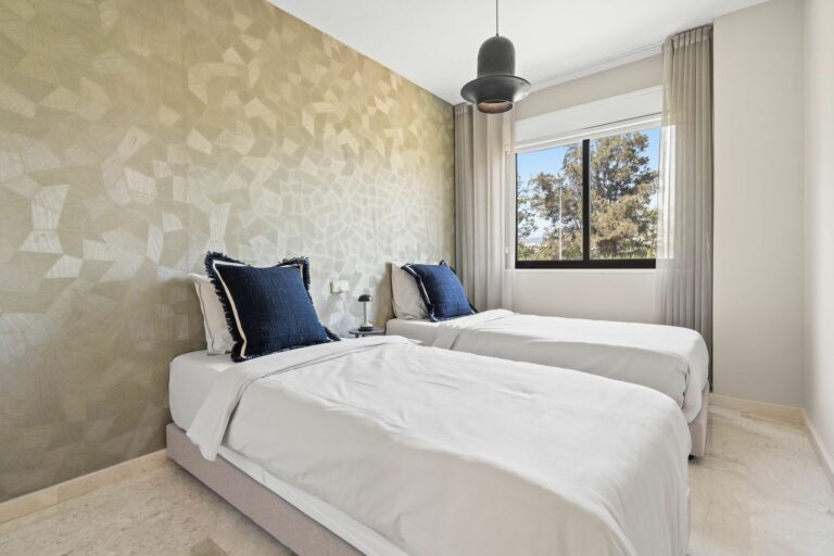 550ec295371990cd4eb4fbf519c8490d - 11