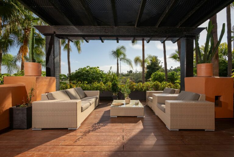 55f82d55b76541d45fbd2f390083e78c - 1