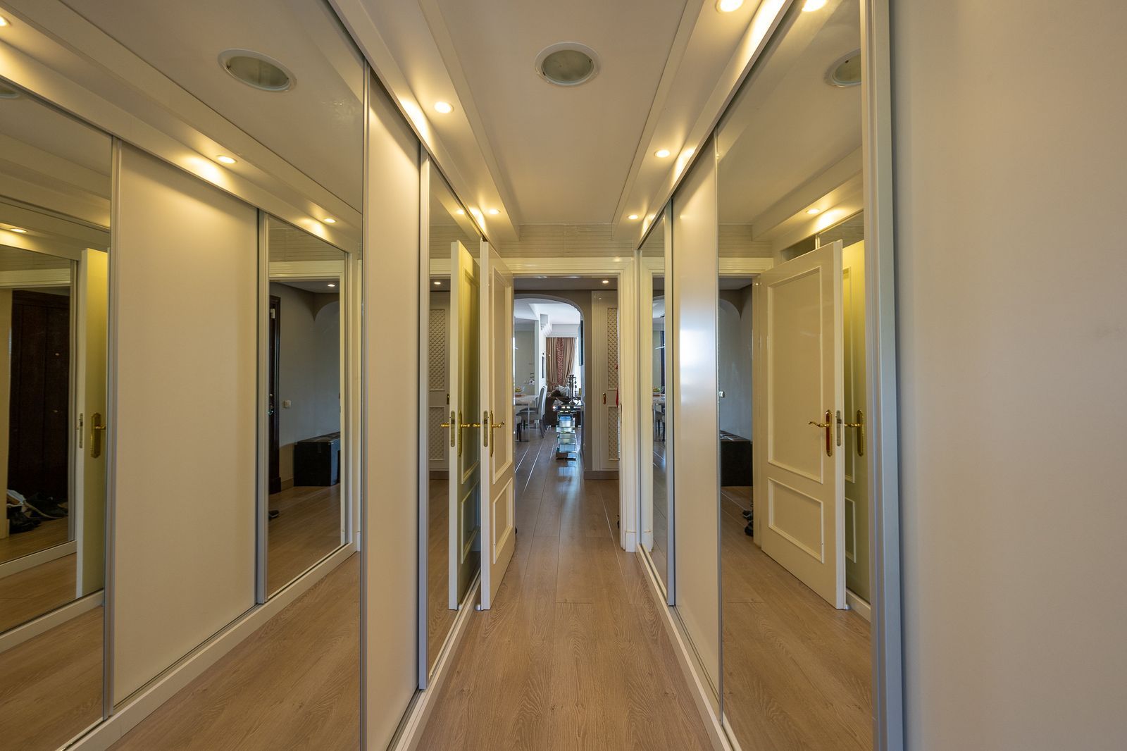 55f82d55b76541d45fbd2f390083e78c - 15