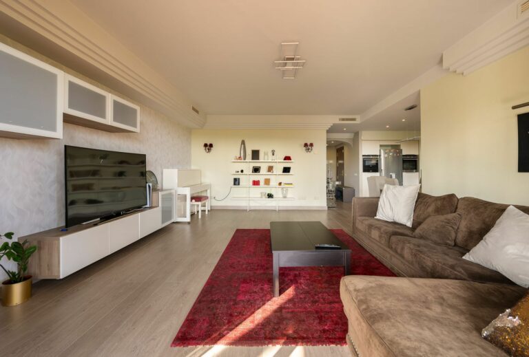 55f82d55b76541d45fbd2f390083e78c - 9