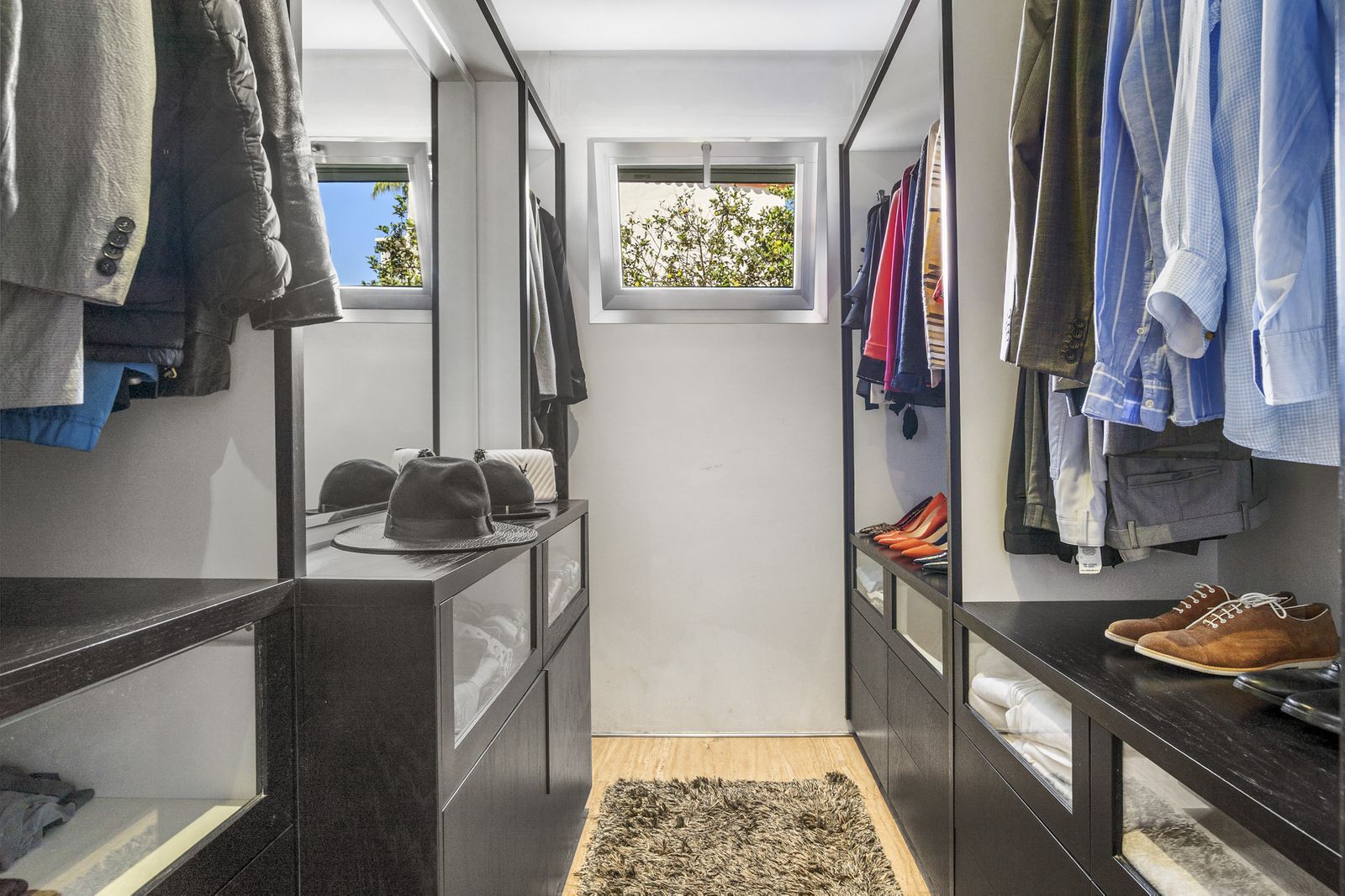 56b49f05e45af3ccbbea42f1c085aa98 - 14