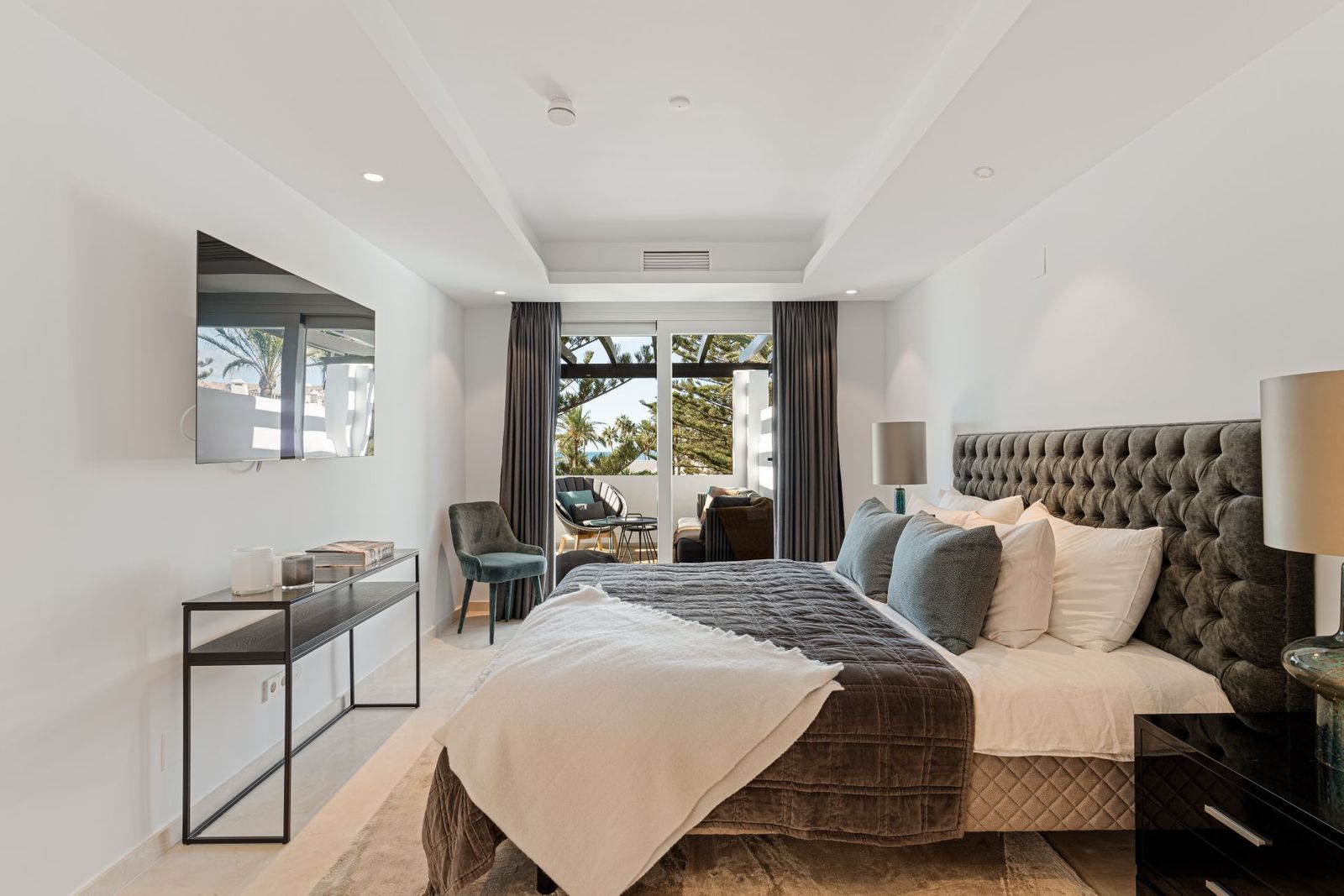 586235d1f445c1a2f0ff61b2982dc7c0 - 10