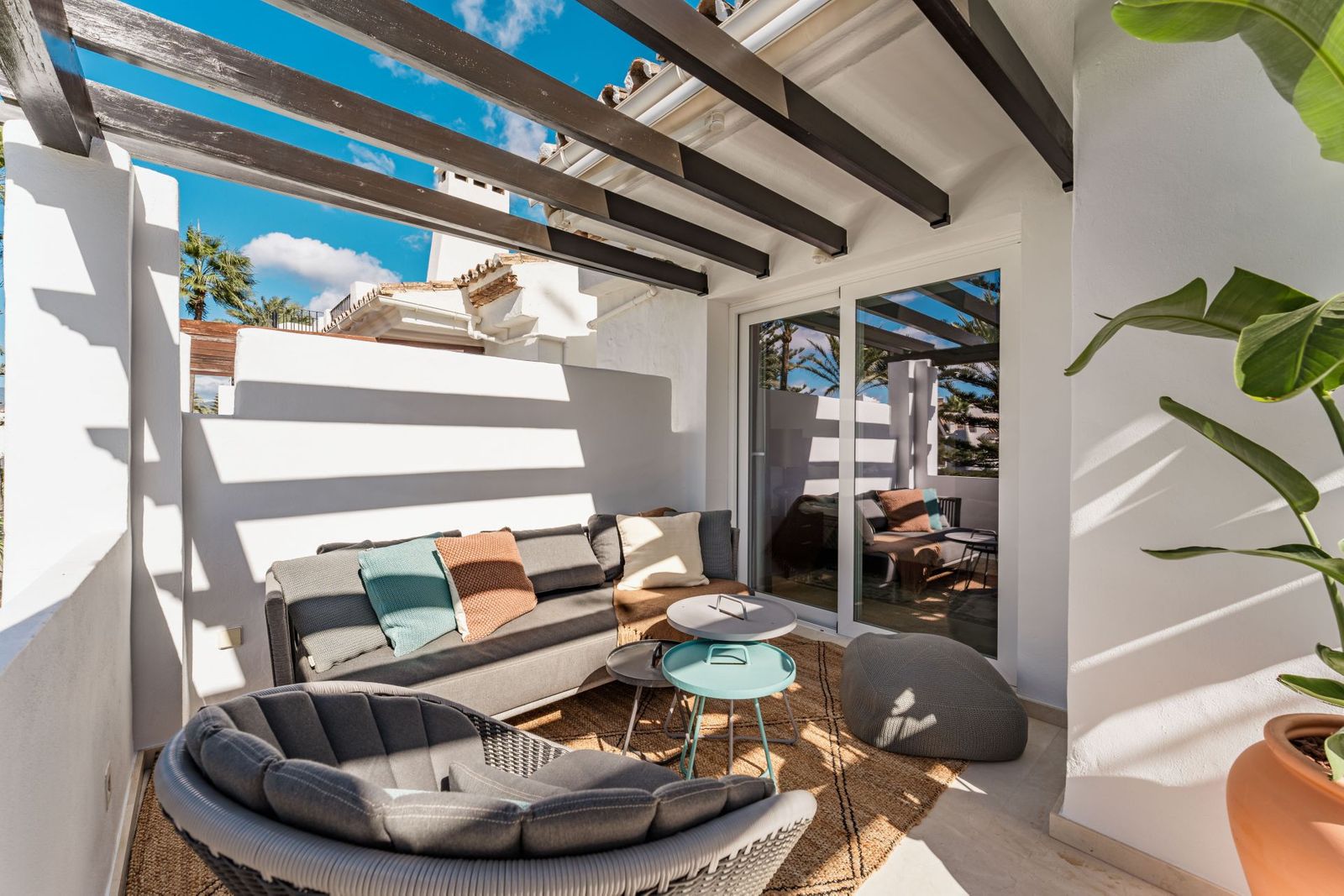 586235d1f445c1a2f0ff61b2982dc7c0 - 13