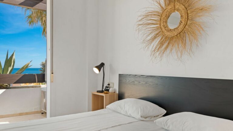 5a24db2a315d8dfb8d9b154dc576426b - 15