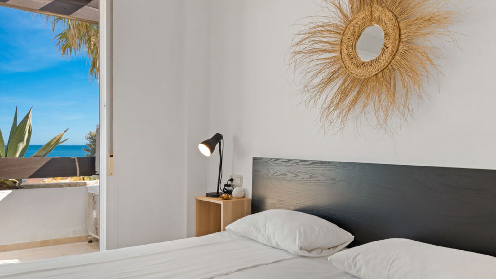 5a24db2a315d8dfb8d9b154dc576426b - 15