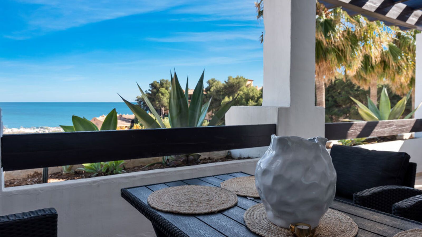 5a24db2a315d8dfb8d9b154dc576426b - 4