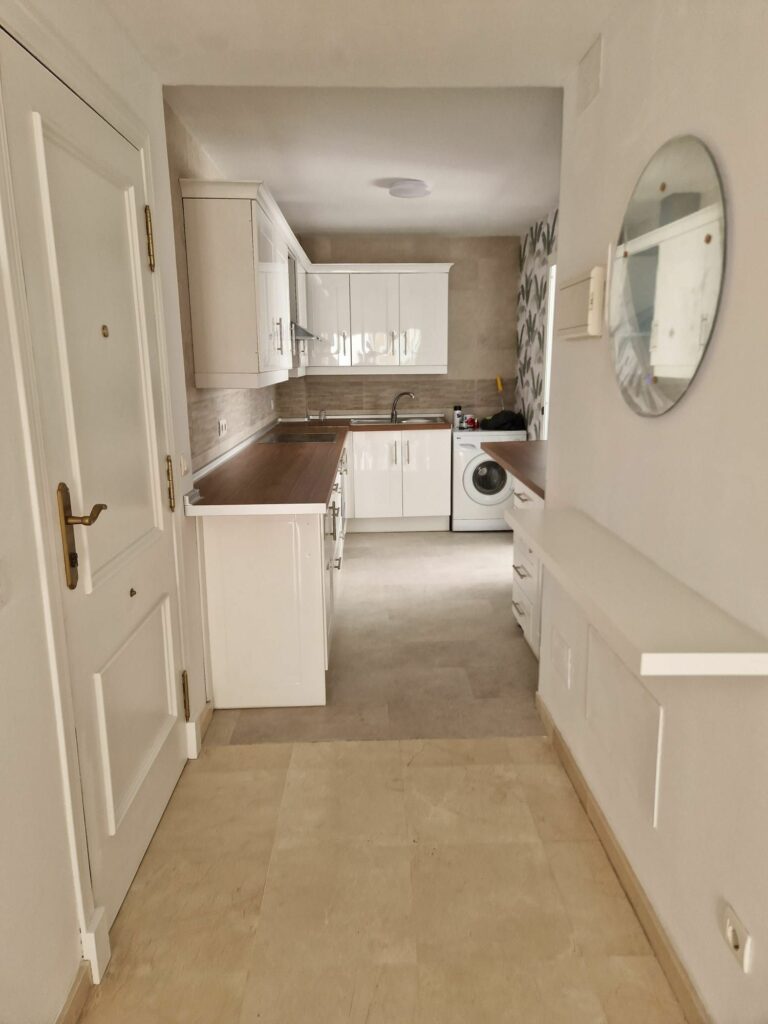 5a7facbca70bd52afdeb4ee48cca0825 - 13